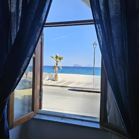 Apartment Casa L'angolo Sul Mare - Housing